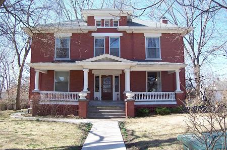 1913 American Foursquare photo